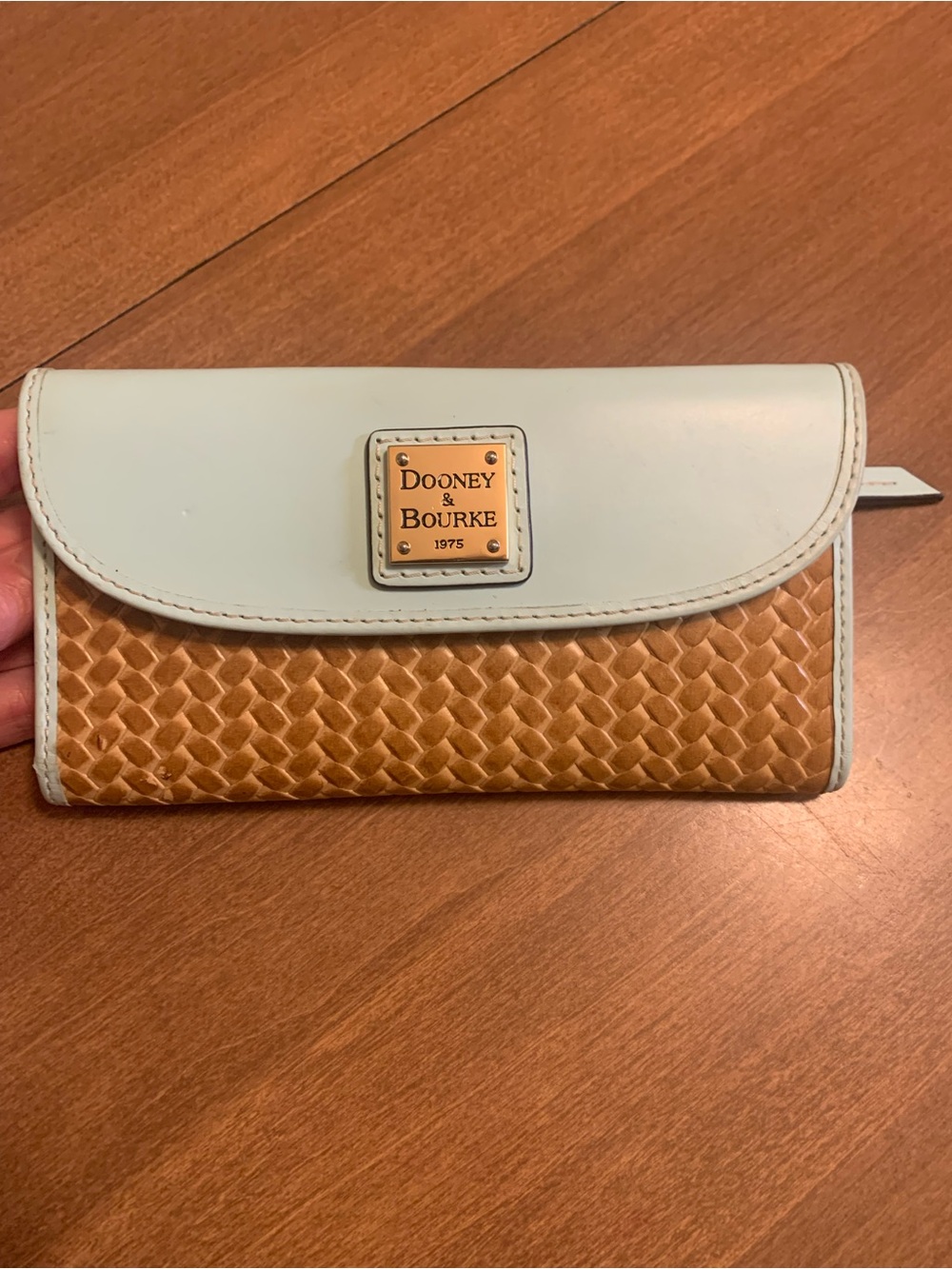Dooney & Bourke Beacon Woven Continental Wallet